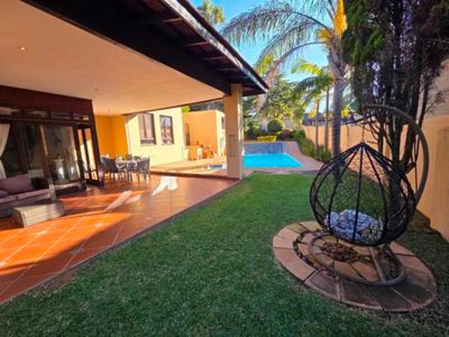 4 bedroom house to rent in waterkloo.