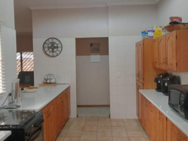 4 Bedroom House To Rent in Wilgeheuwel