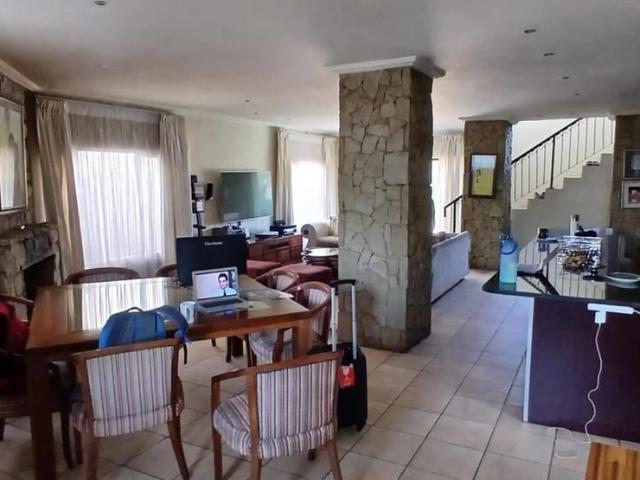 4 Bedroom house to rent in Willowbrook, Roodepoort