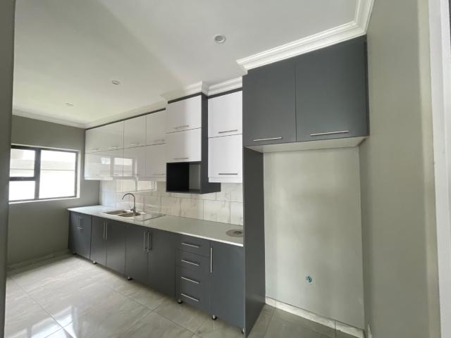 4 Bedroom House To Rent in Zambezi Manor Lifestyle Estate