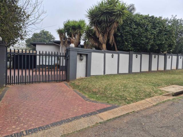 4 Bedroom House to rent in Birchleigh