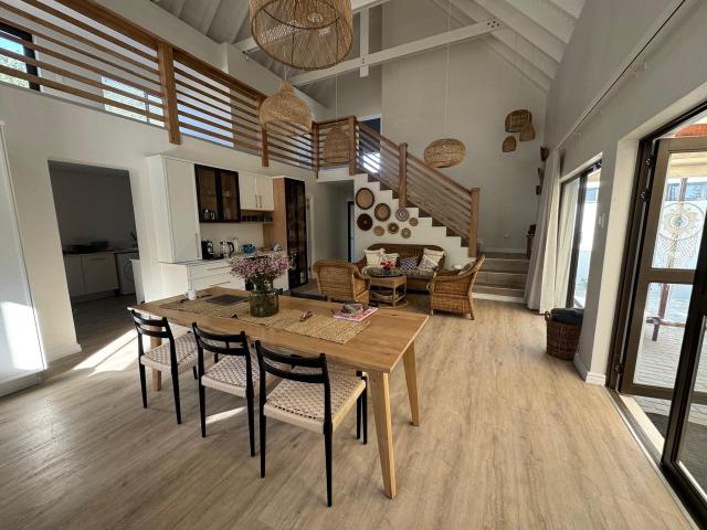 4 Bedroom House To Rent in Canals