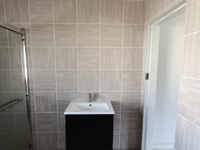 4 Bedroom House To Rent in Croydon