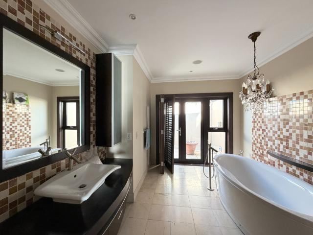 4 Bedroom House To Rent in Duxberry