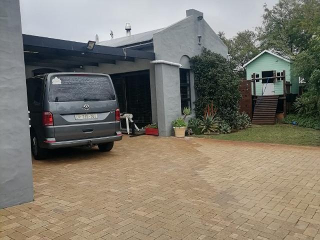 4 Bedroom House To Rent in Edgemead