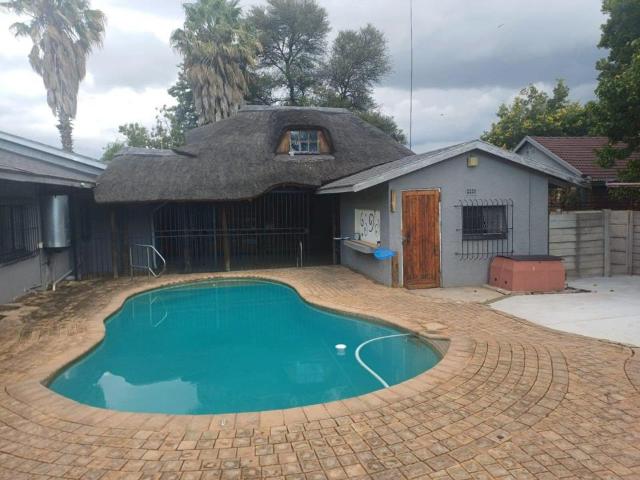 4 Bedroom House to Rent in Flimieda