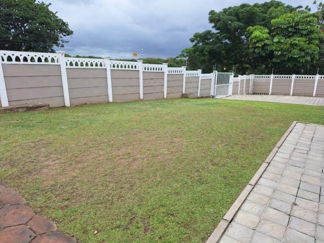 4 Bedroom House To Rent in Illovo Glen
