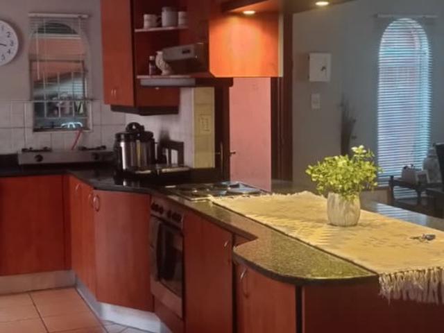 4 Bedroom House To Rent in Jukskei Park