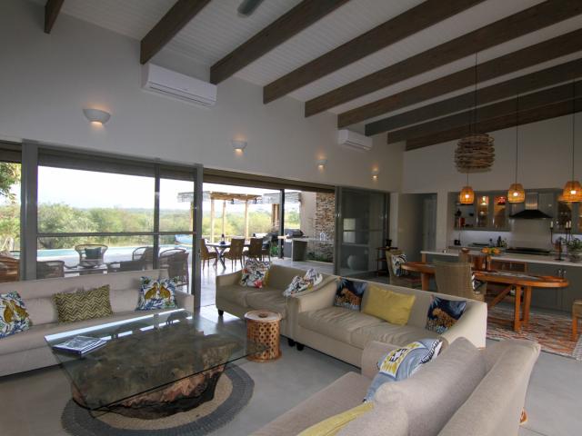 4 Bedroom House To Rent in Leadwood Big Game Estate