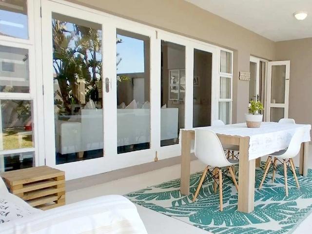 4 Bedroom House to Rent in Melkbosstrand