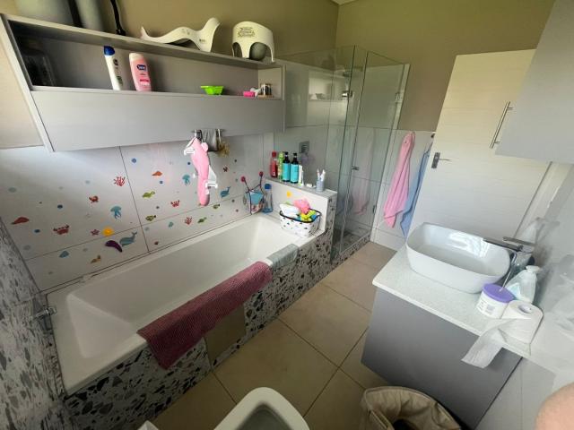 4 Bedroom House To Rent in Moregloed