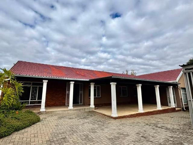 4 Bedroom house to rent in Secunda