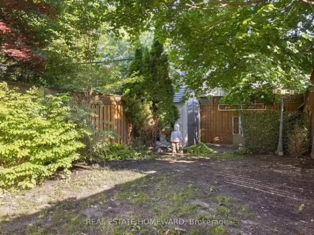 4 Bedroom House Toronto ON 103920504