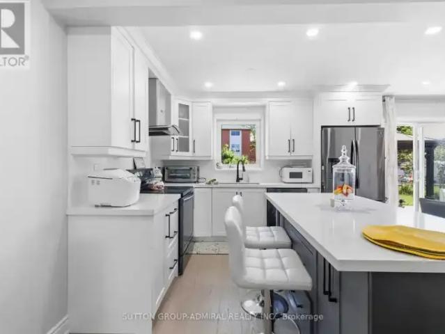 4 Bedroom House Vaughan ON 102794992