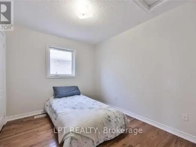 4 Bedroom House Vaughan ON 103151886
