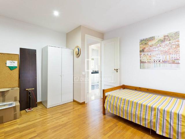 4 Bedroom house / villa for rent in Montmar, Barcelona