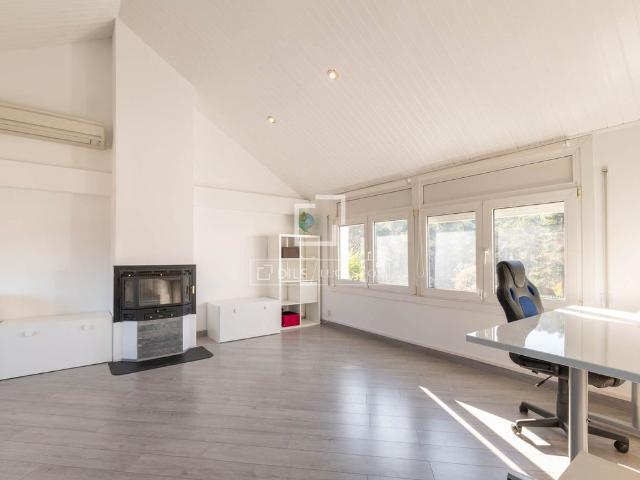 4 Bedroom house / villa for rent in Valldoreix, Barcelona