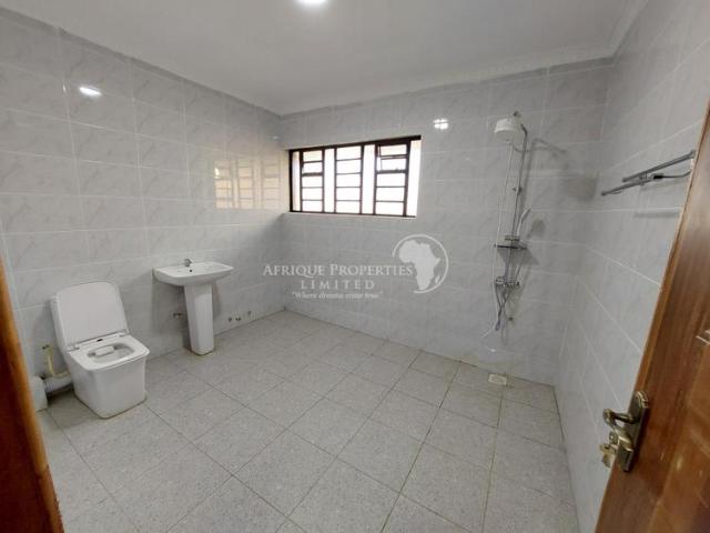 4 Bedroom Home For Sale in Jackridge Court, Membley Park Estate
