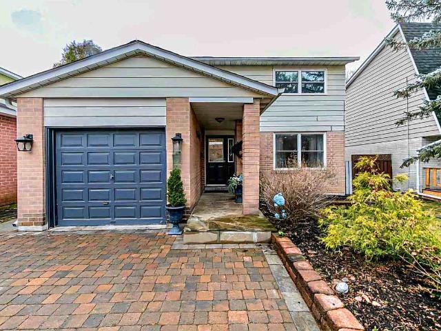 4 Bedroom Home for Rent at 494 Dixon Boulevard, Newmarket, ON L3Y 5E1 Central Newmarket