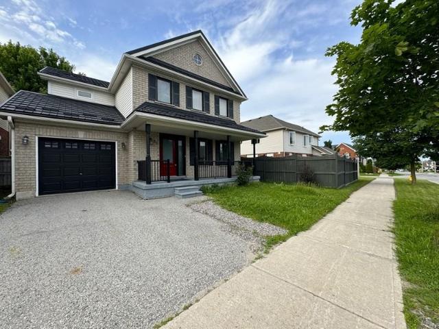 4 Bedroom Home for Rent at 52 Brookwood Dr, Barrie, ON L4N 0Z1 Holly