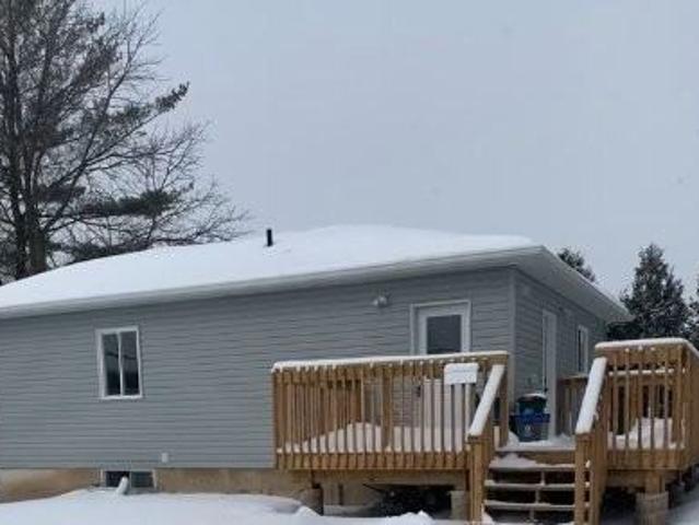 4 Bedroom Home for Rent at 78 Ottaway Ave, Barrie, ON L4M 2X2 Wellington