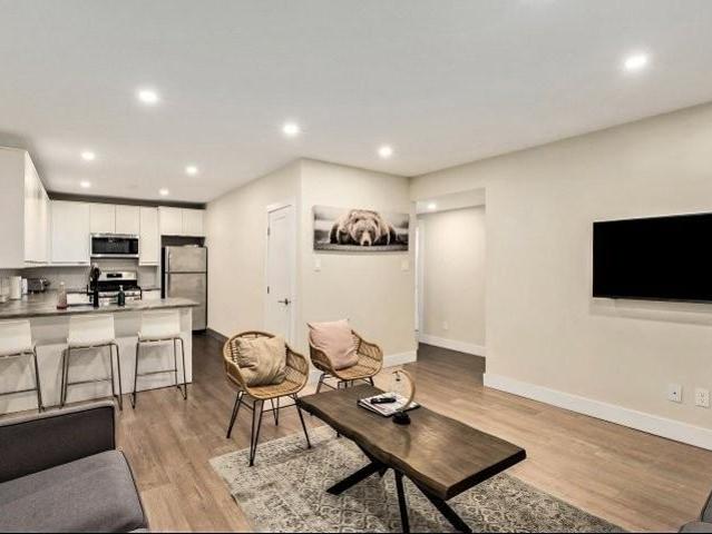 4 Bedroom Home for Rent at 108 Chippewa Ave, Ottawa, ON K2G 1Y6 City View