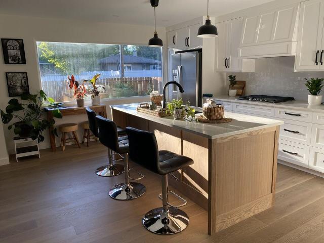 4 Bedroom Home for Rent at 39 Holly St Nw, Calgary, AB T2K 2C7 Highwood