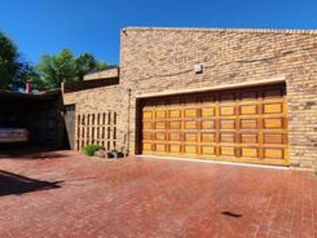 4 bedroom home on the market in meyersdal