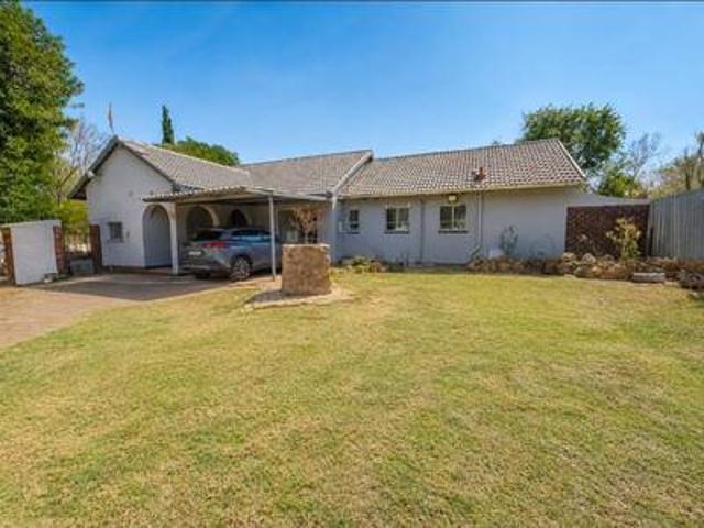 4 bedroom home on the market in brac.