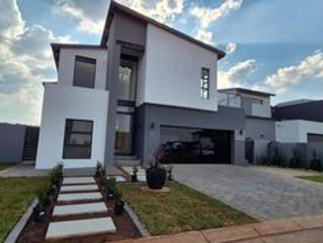 4 bedroom home on the market in foun.