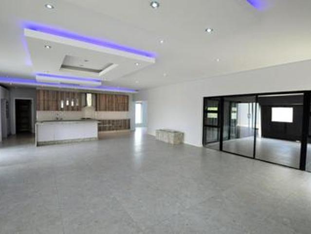 4 bedroom investment heron banks riv.
