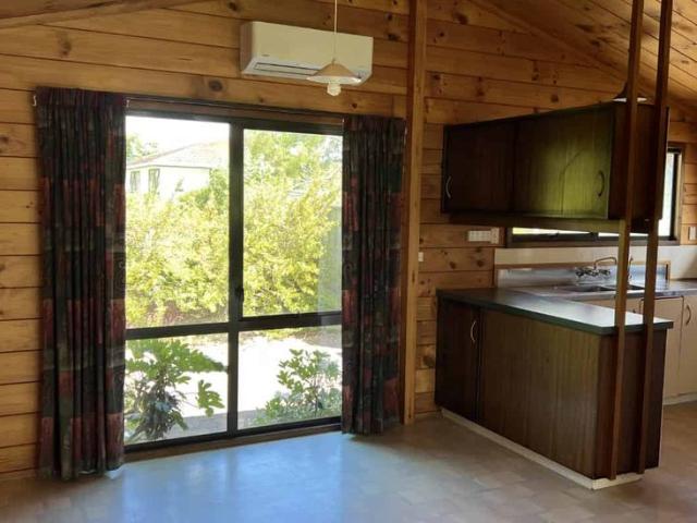 4 Bedroom Lockwood home available