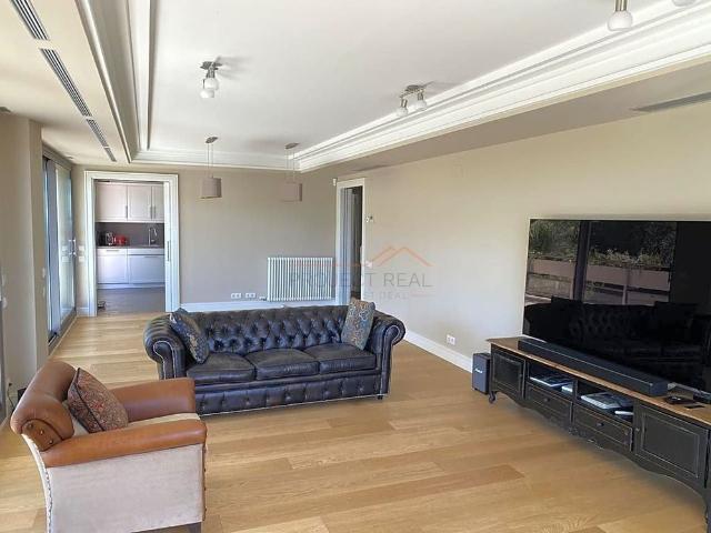 4 bedroom luxury Apartment for rent in Barcelona, Spain
