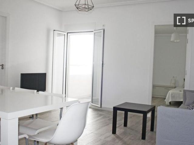 4 bedroom luxury Flat for rent in Alicante, Valencia