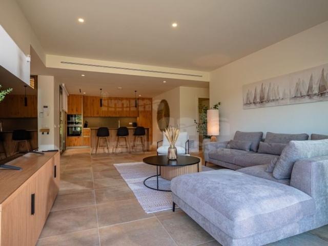 4 bedroom luxury Flat for rent in Begur, Spain