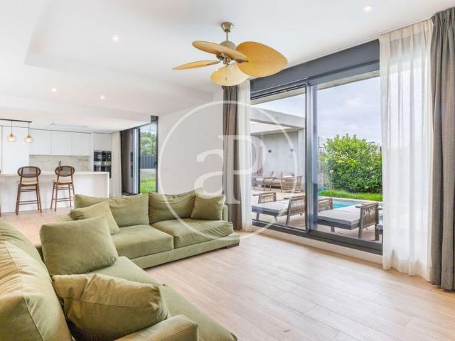 Luxury Villa for rent in Bétera, Spain