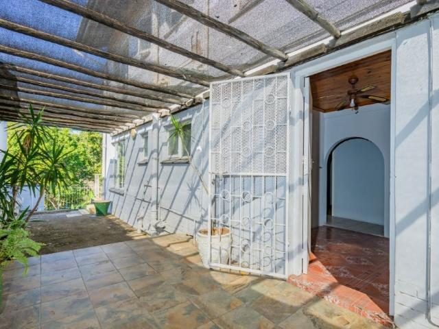 4 Bedroom Maisonette To Let in Reservoir Hills