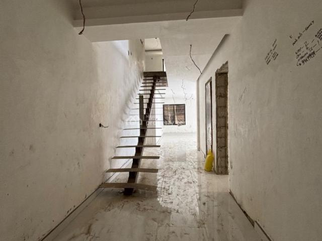 4 bedroom Maisonette With 2 Bq, A Rooftop Entertainment Deck