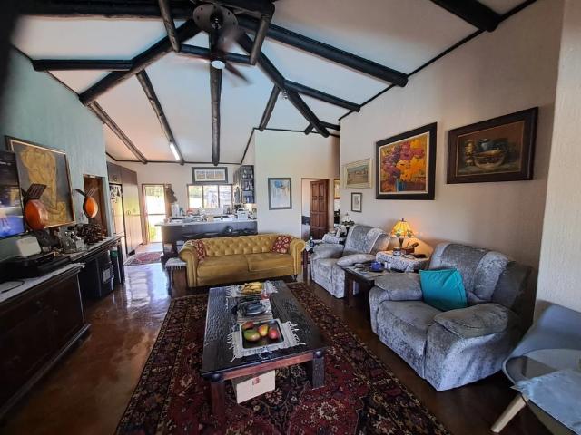 4 Bedroom Sectional Title Hazey River Lakeview Estate