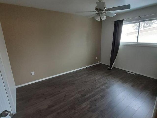 4 Bedroom Shared Living/roommate Edmonton AB 96647455