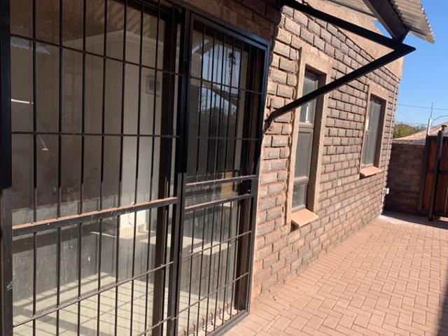 4 Bedroom Simplex in Postmasburg
