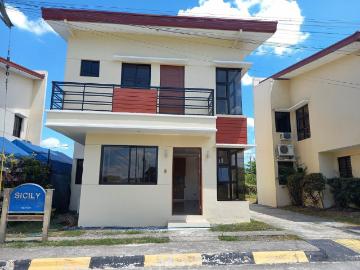 4 bedroom Single Attached House For Sale in Naic Cavite [House and Lot ️] June 2024 in Naic, Cavite for sale