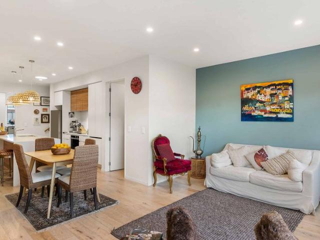 4 Bedroom, Pine Harbour
