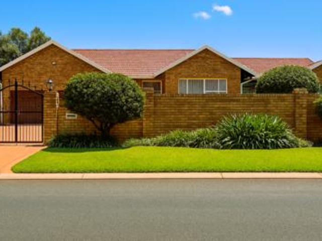 4 bedroom plus study home with pool.