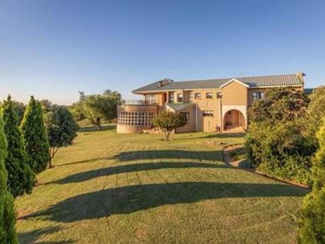 4 bedroom plus study house on the ma.