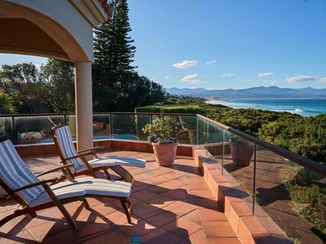 4 bedroom, Plettenberg Bay Western Cape 79674540