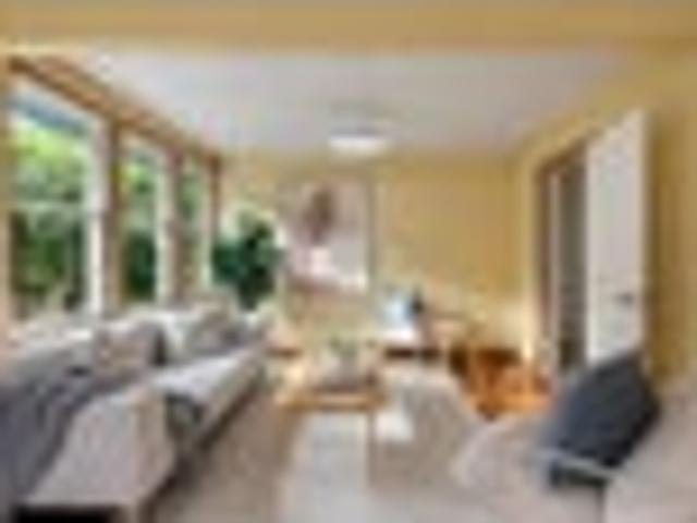 4 BEDROOM PRIVATE SANCTUARY IN KARORI