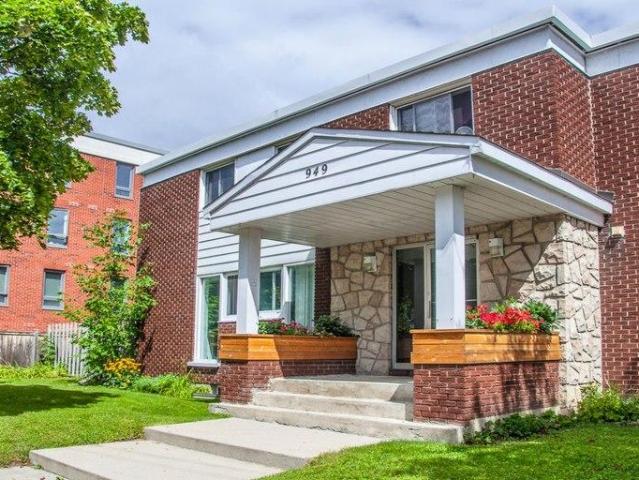 4 Bedroom Townhouse Ottawa ON 100441851