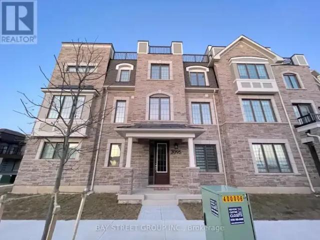 4 Bedroom Townhouse Oakville ON 102085868