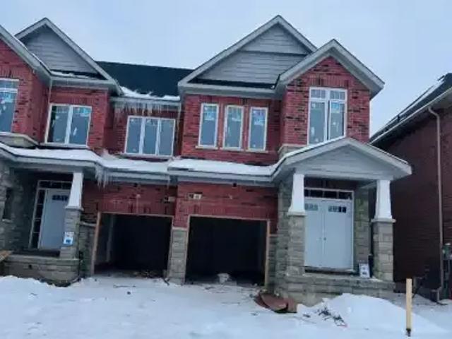 4 Bedroom Townhouse Caledon ON 103367991